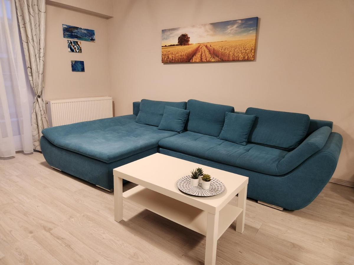 Airport Apartment Otopeni Ngoại thất bức ảnh