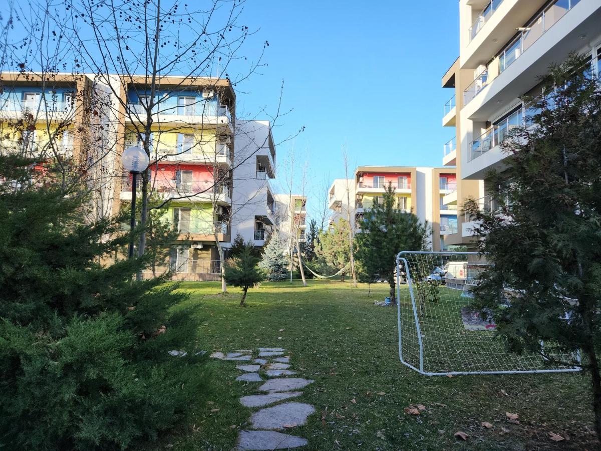 Airport Apartment Otopeni Ngoại thất bức ảnh