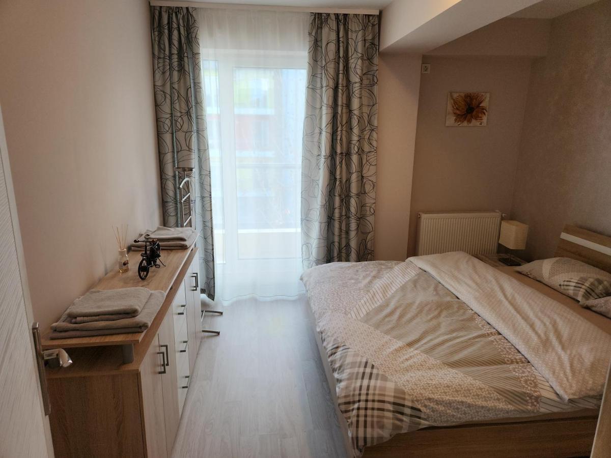 Airport Apartment Otopeni Ngoại thất bức ảnh