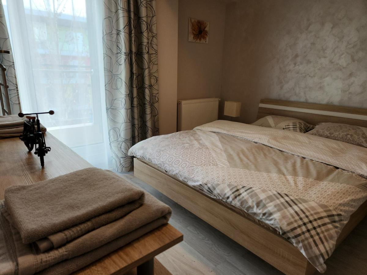 Airport Apartment Otopeni Ngoại thất bức ảnh